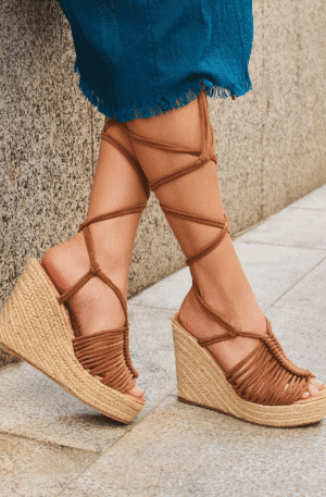 Sandalia tiras plataforma