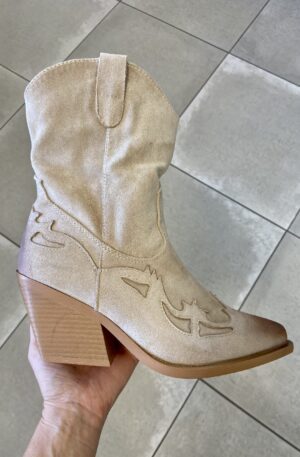 Botín cowboy beige efecto desgastado
