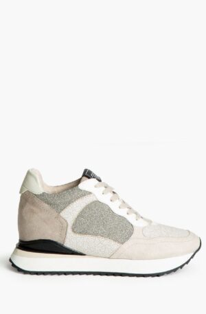 Zapatilla brillo cuña interior corina