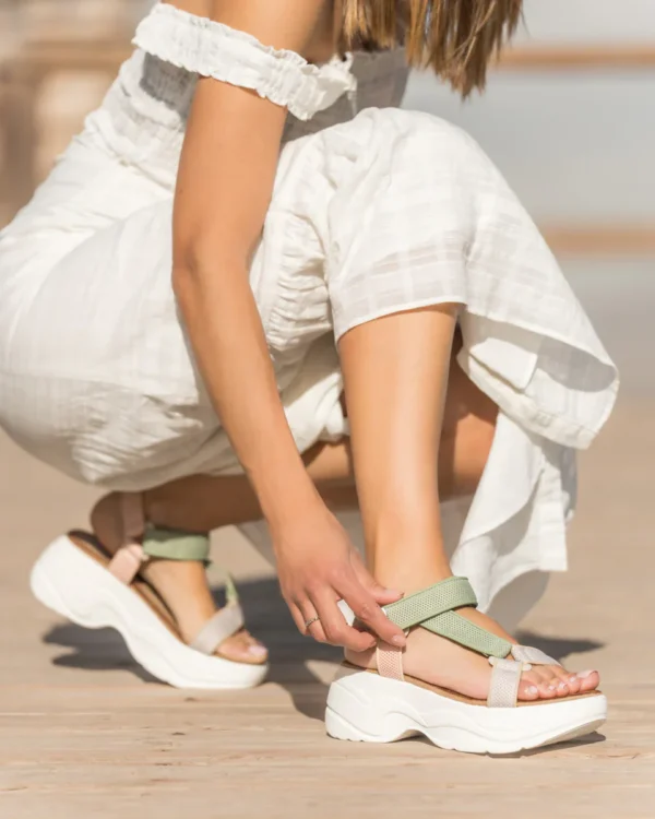 Sandalia deportiva mujer
