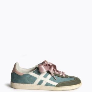 Zapatilla Corina cordones lazo raso